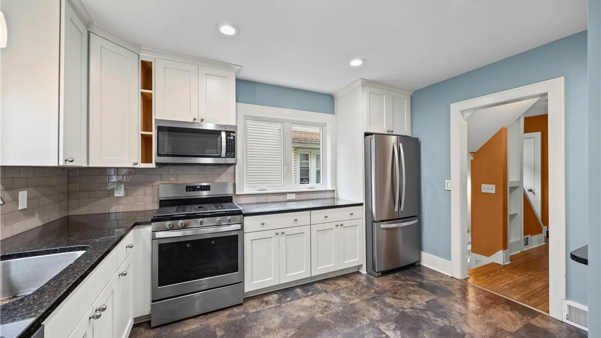 Property at 33 Tryon Park, Rochester, NY 14609 17