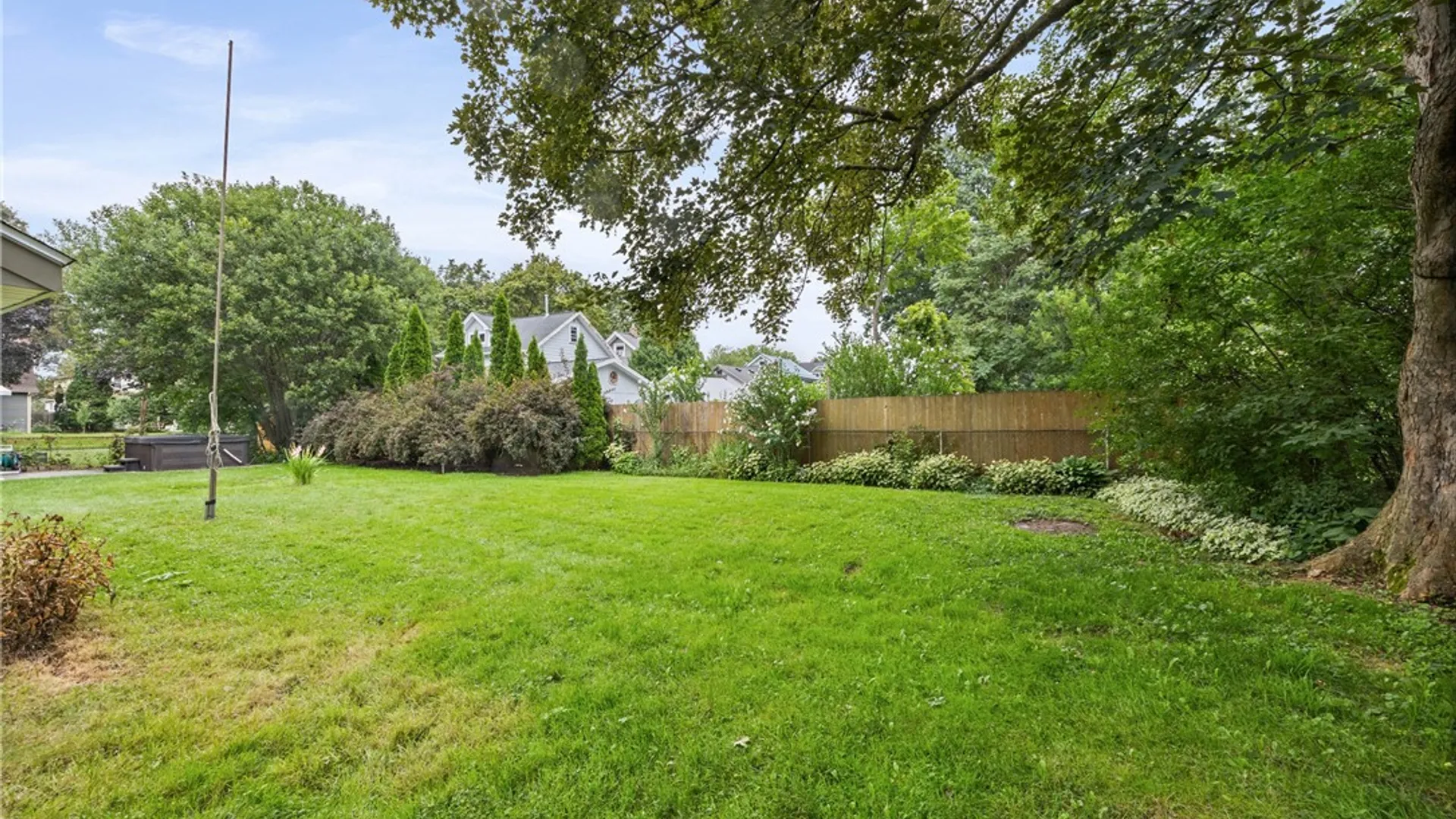 Property at 33 Tryon Park, Rochester, NY 14609 35
