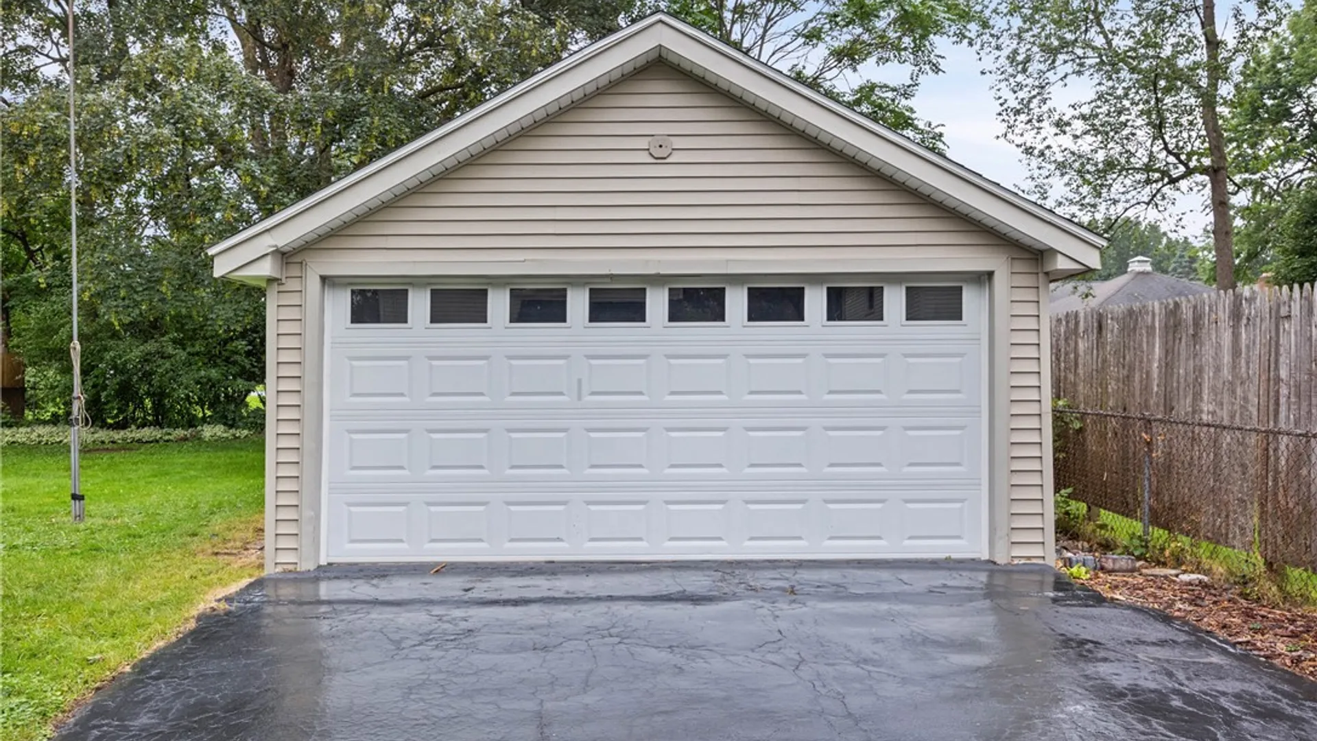 Property at 33 Tryon Park, Rochester, NY 14609 37