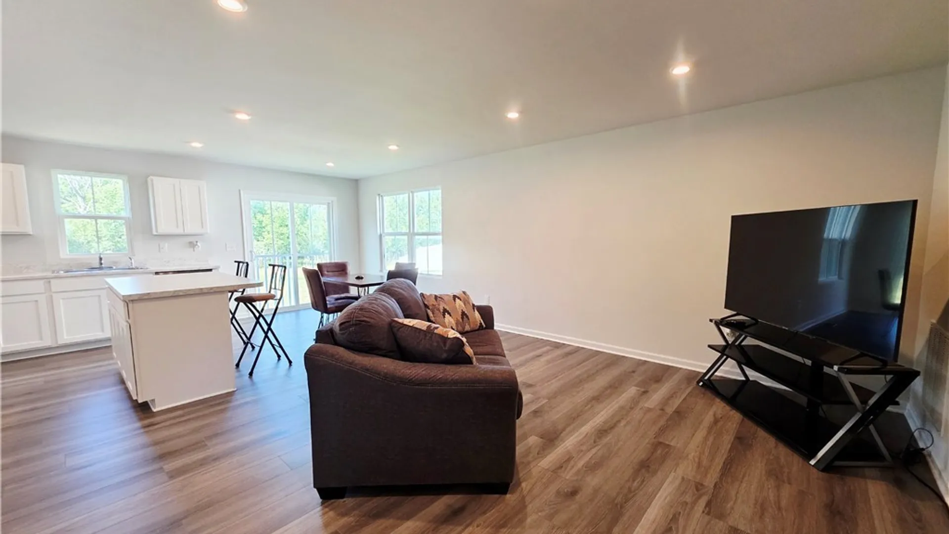 Property at 134 South Drive, West Seneca, NY 14218 6