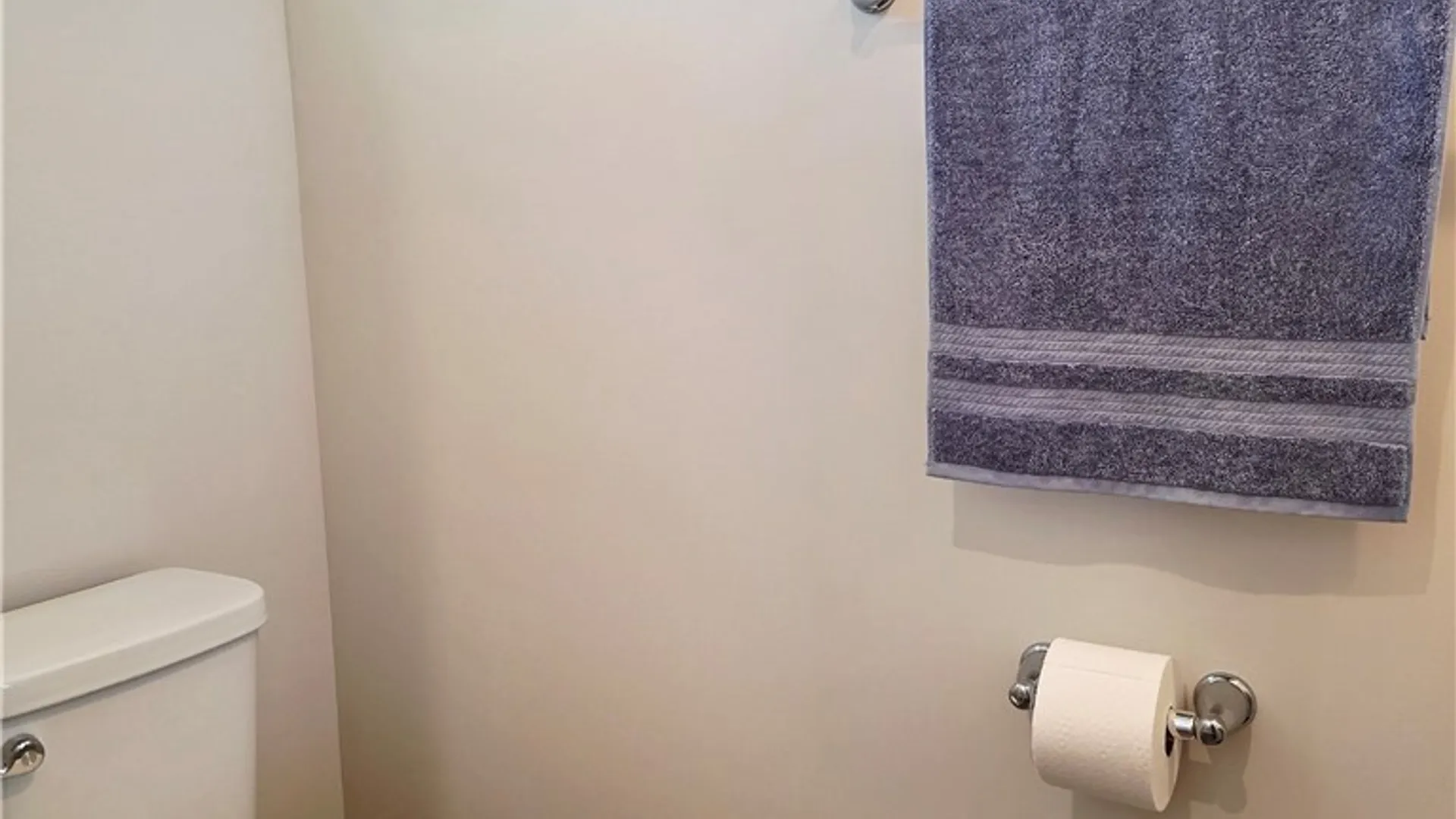 Property at 134 South Drive, West Seneca, NY 14218 14