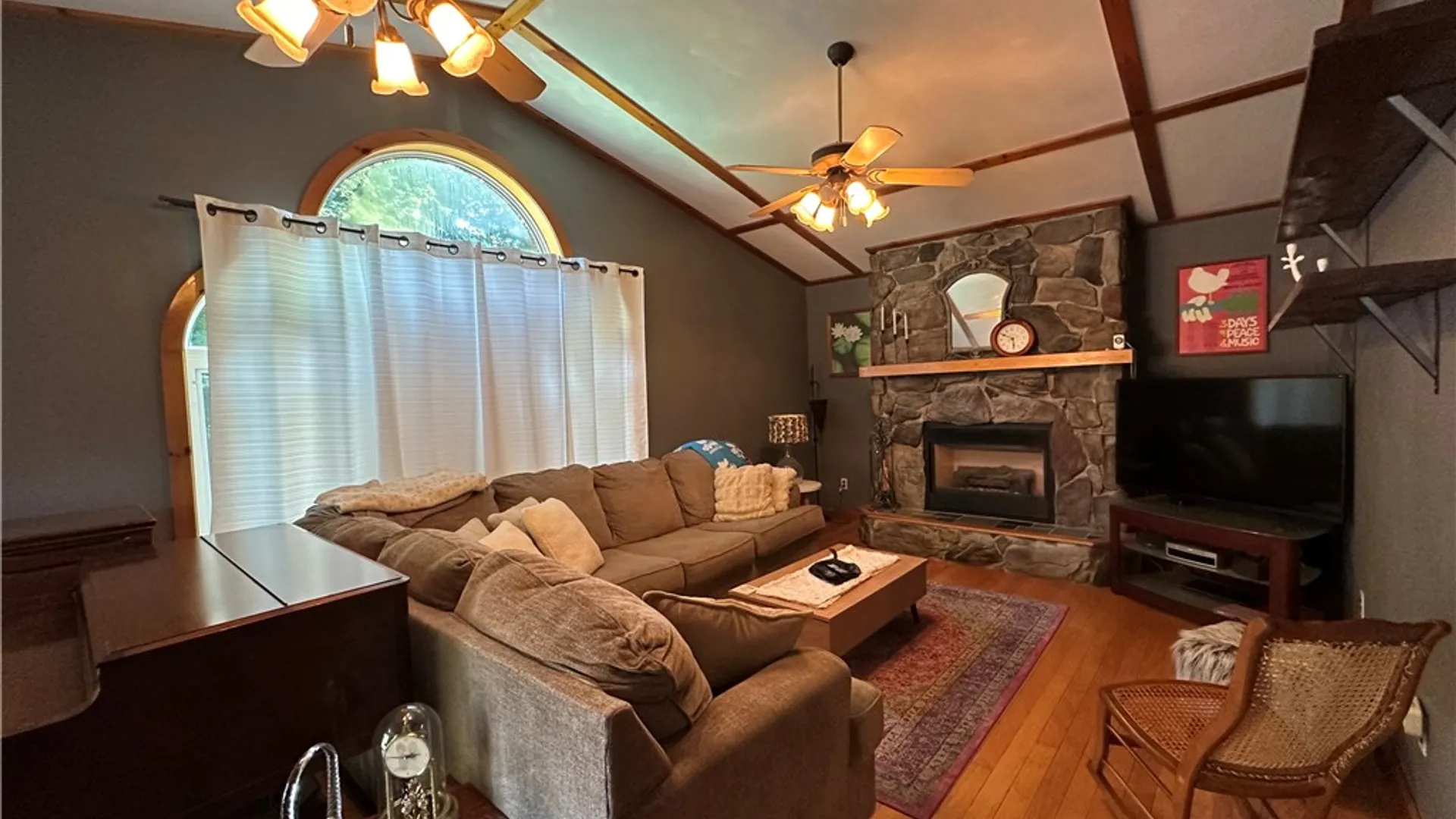 Property at 336 Stuart Avenue, Arcadia, NY 14513 17