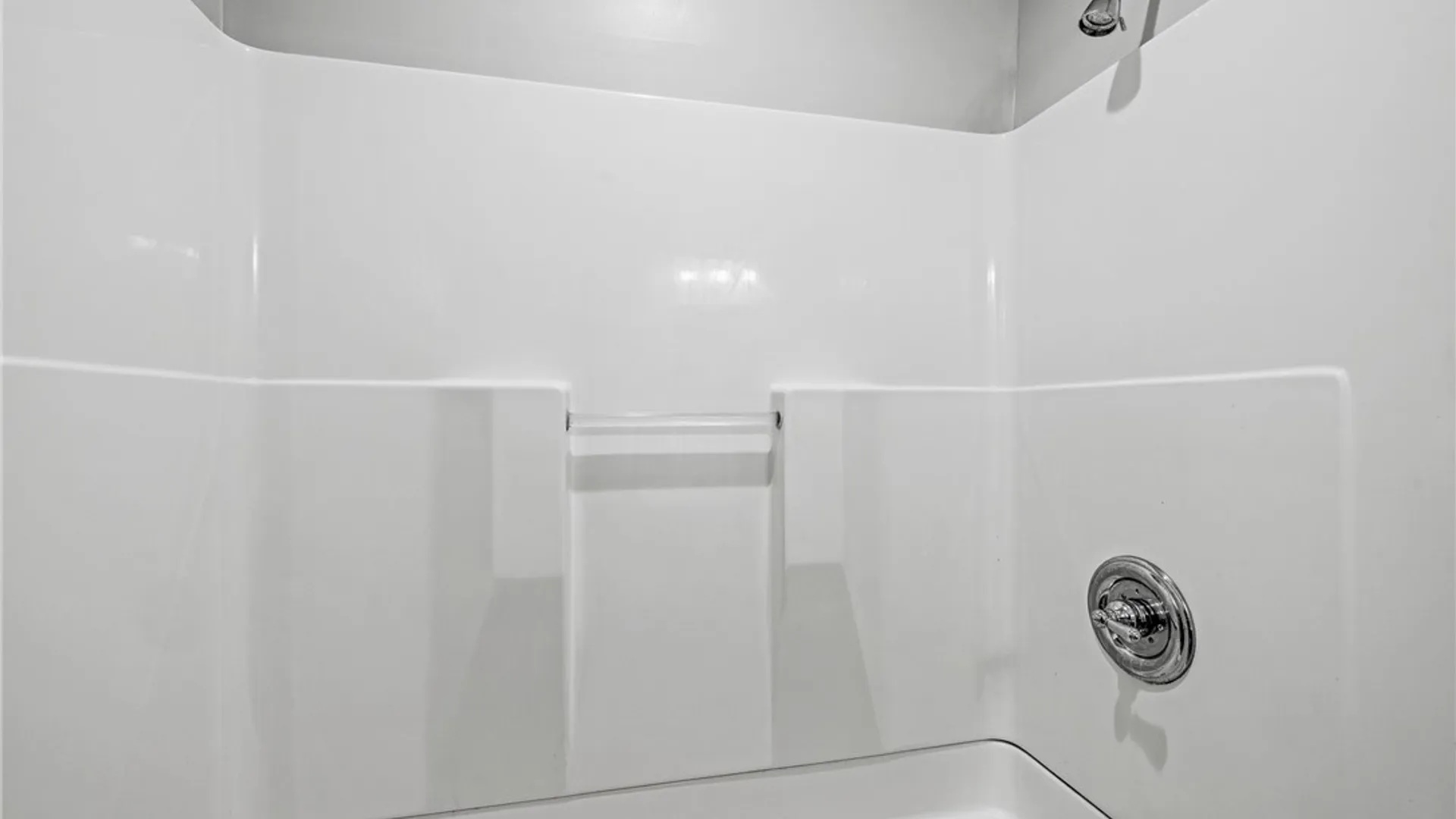 Property at 27 Woodlee Lane, Grand Island, NY 14072 24