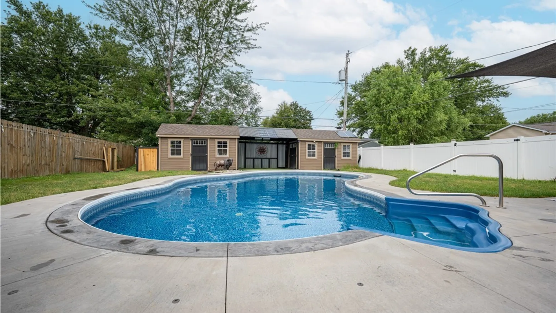 Property at 10 Terry Lane, Cheektowaga, NY 14225 47