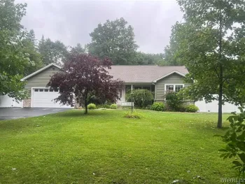 Property at 11622 East Avenue, Marilla, NY 14102