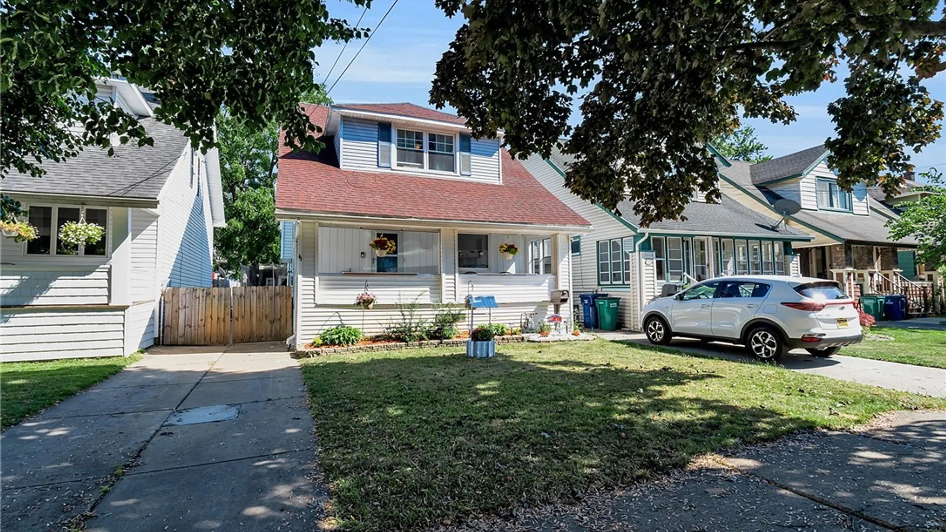 Property at 41 Eaglewood Avenue, Buffalo, NY 14220 3