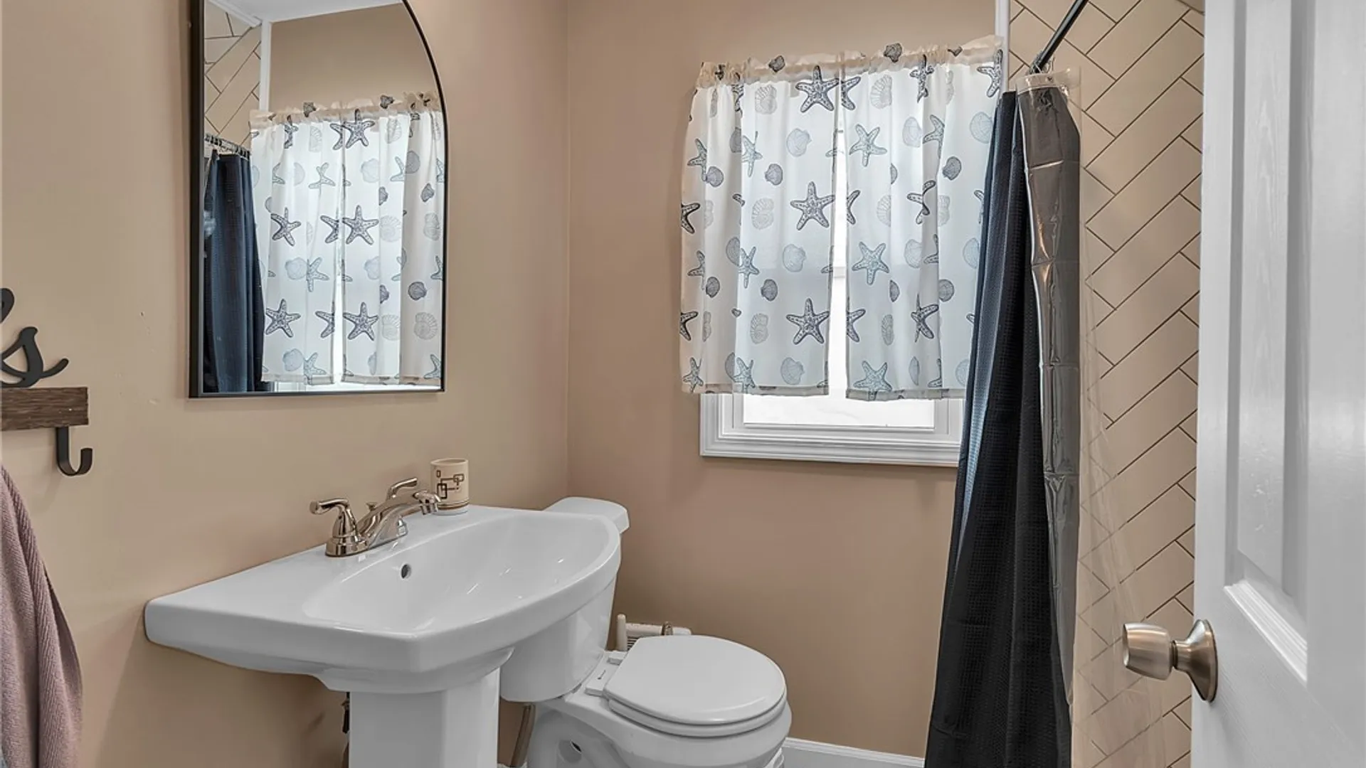 Property at 41 Eaglewood Avenue, Buffalo, NY 14220 36