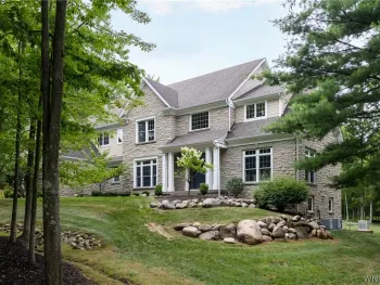 Property at 55 Grand View Trail, Orchard Park, NY 14127
