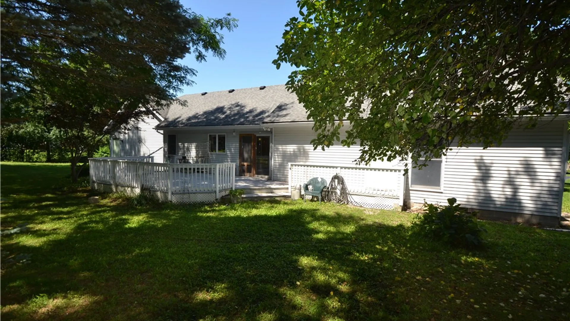 Property at 127 Galvin Court, Farmington, NY 14425 38
