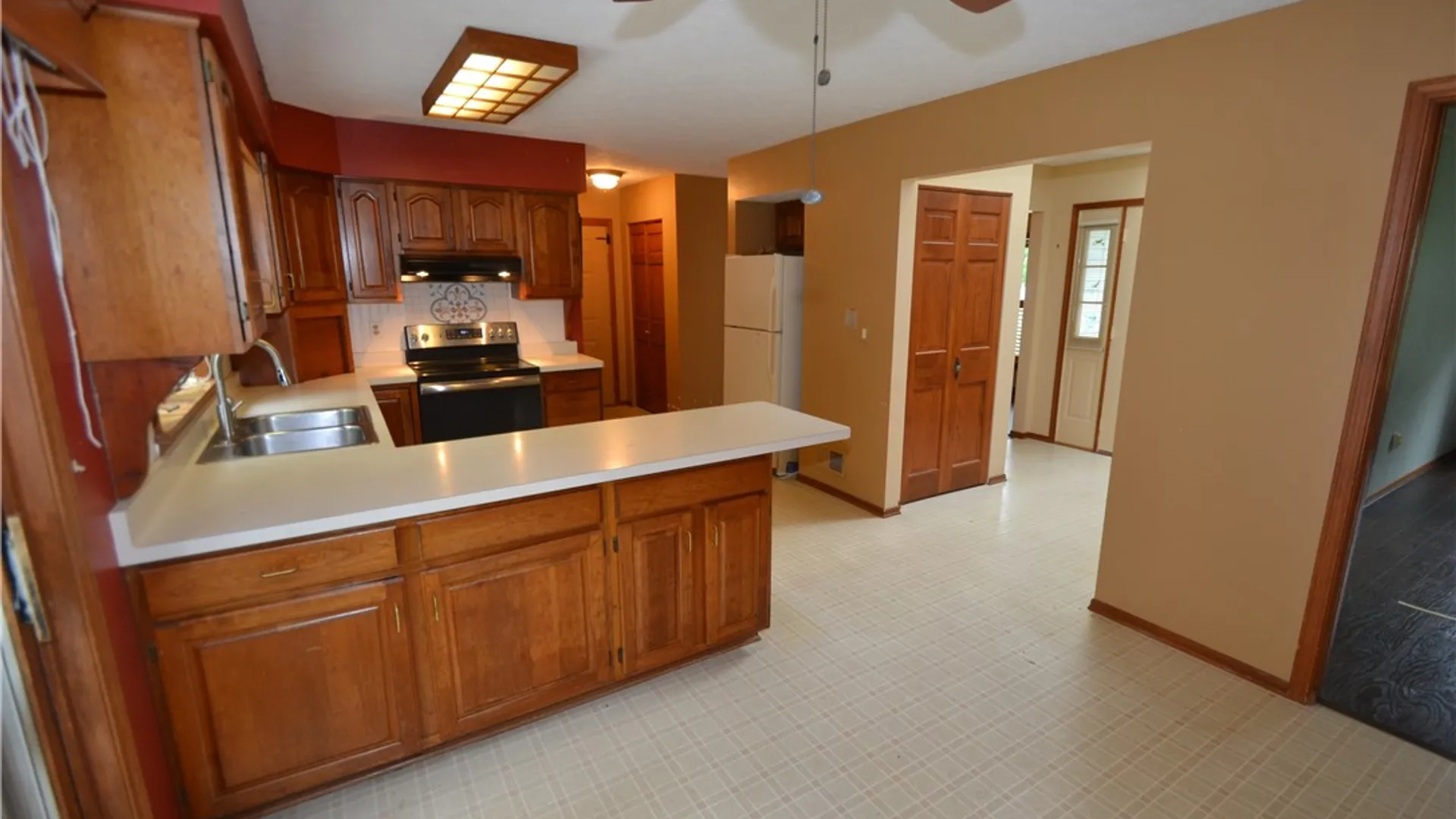 Property at 127 Galvin Court, Farmington, NY 14425 16