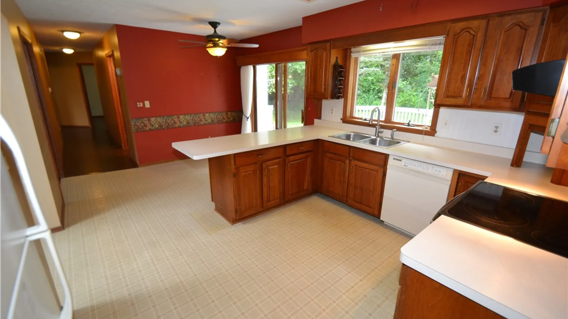 Property at 127 Galvin Court, Farmington, NY 14425 13