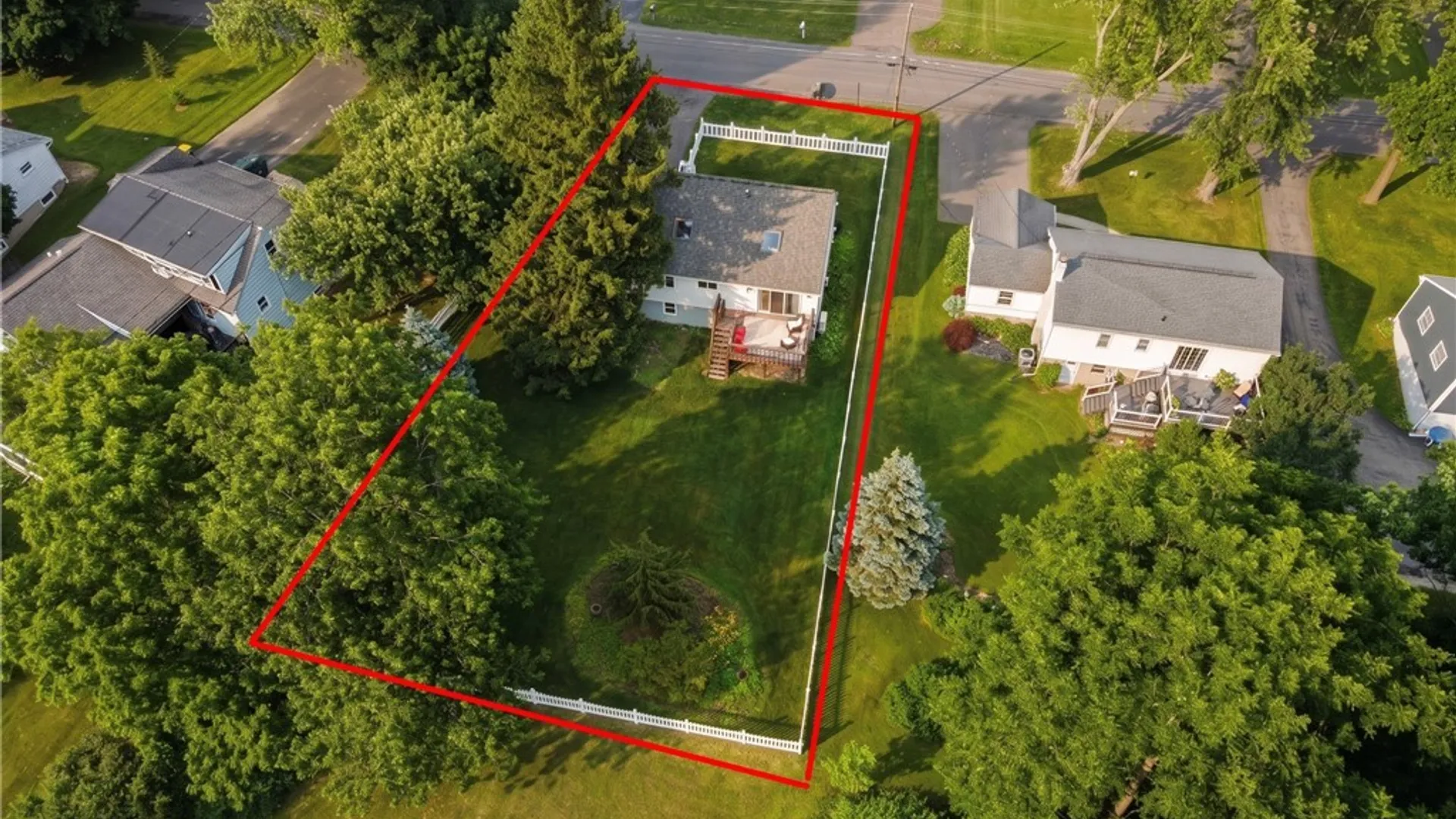 Property at 3833 East Street, Skaneateles, NY 13152 3