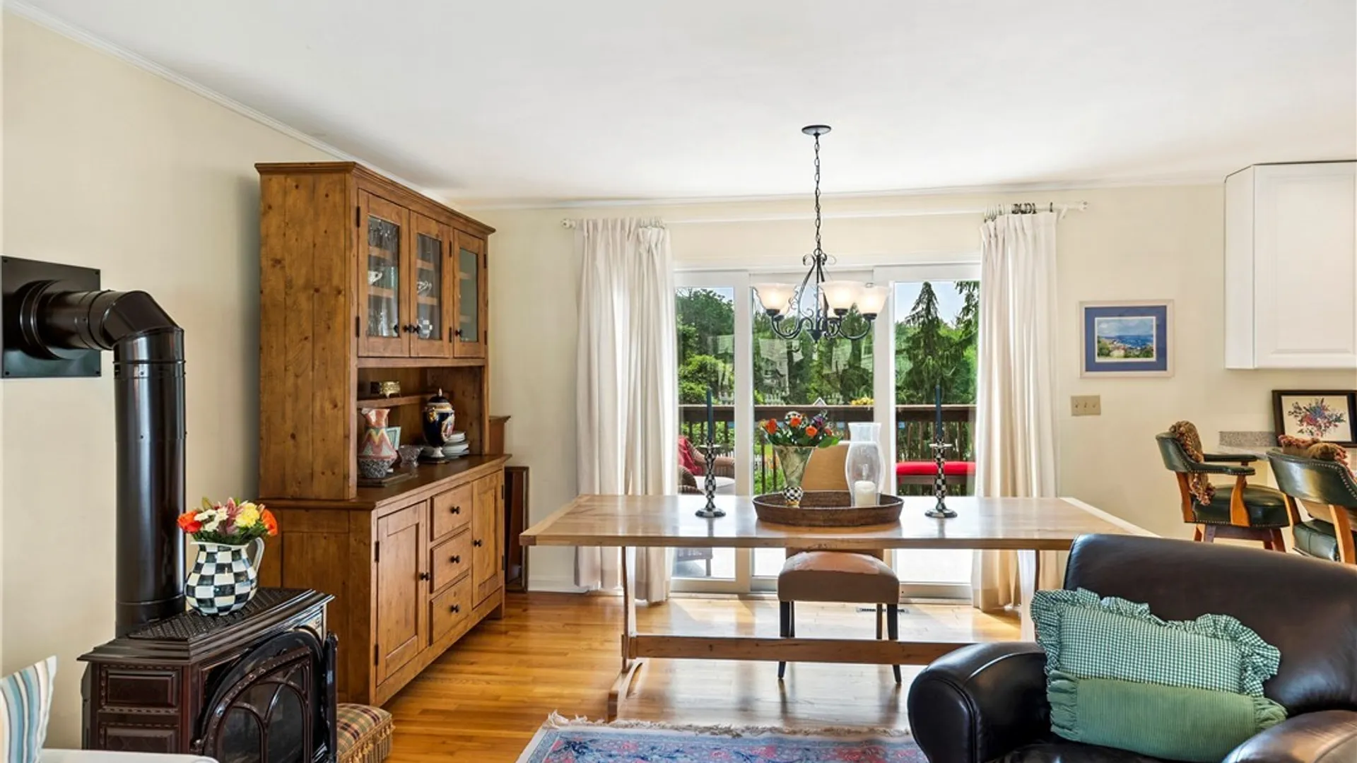 Property at 3833 East Street, Skaneateles, NY 13152 4