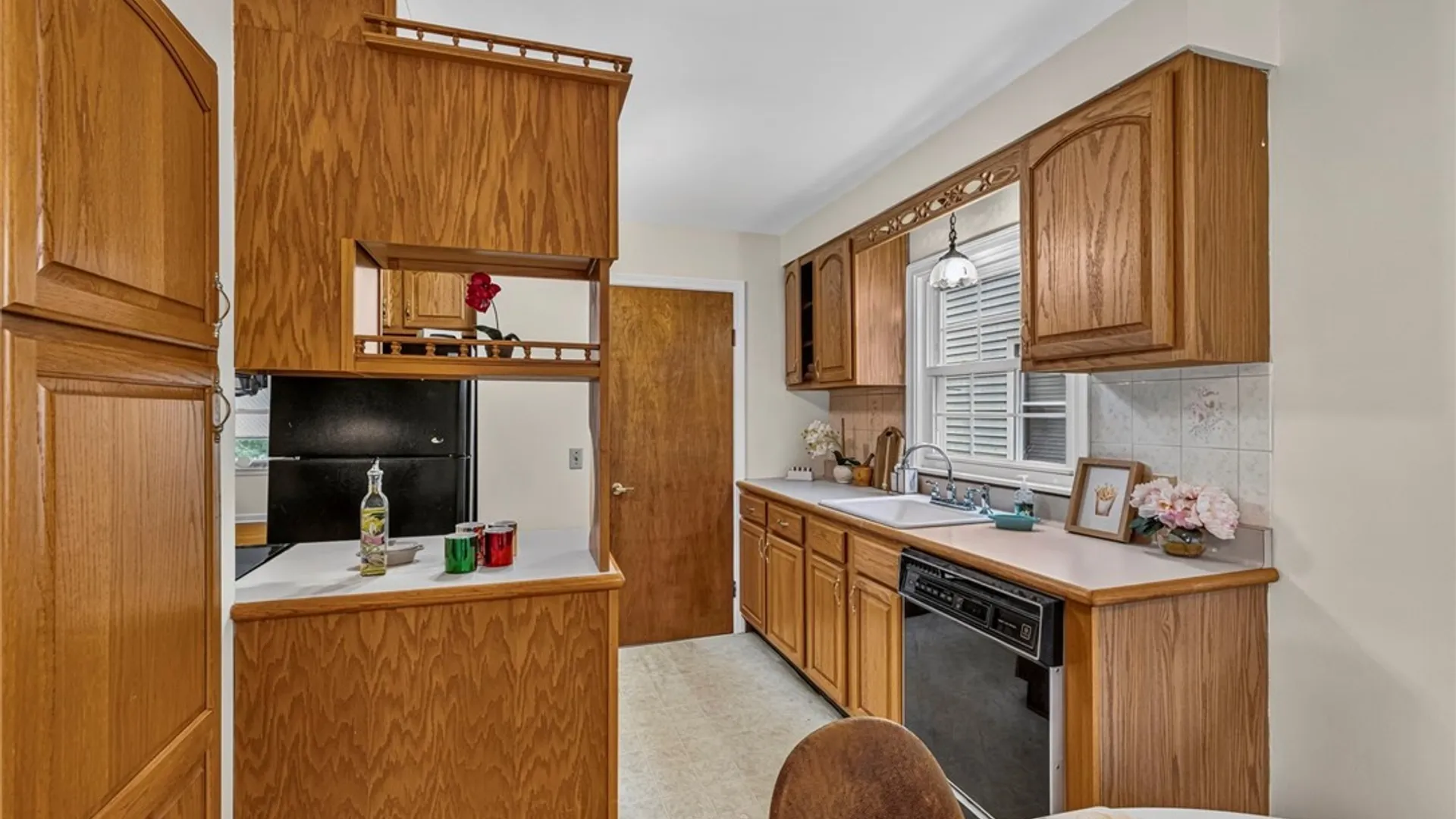 Property at 134 Oehman Boulevard, Cheektowaga, NY 14225 15