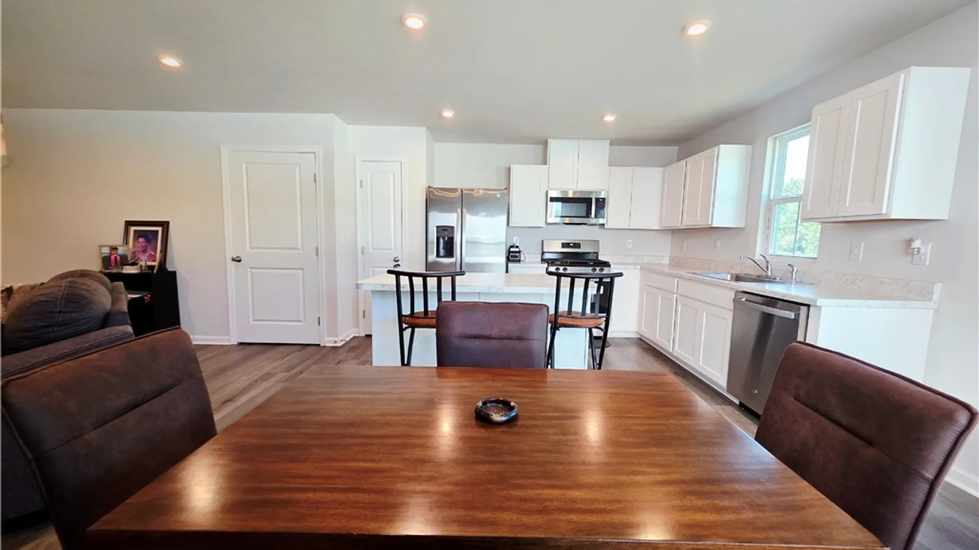 Property at 134 South Drive, West Seneca, NY 14218 9