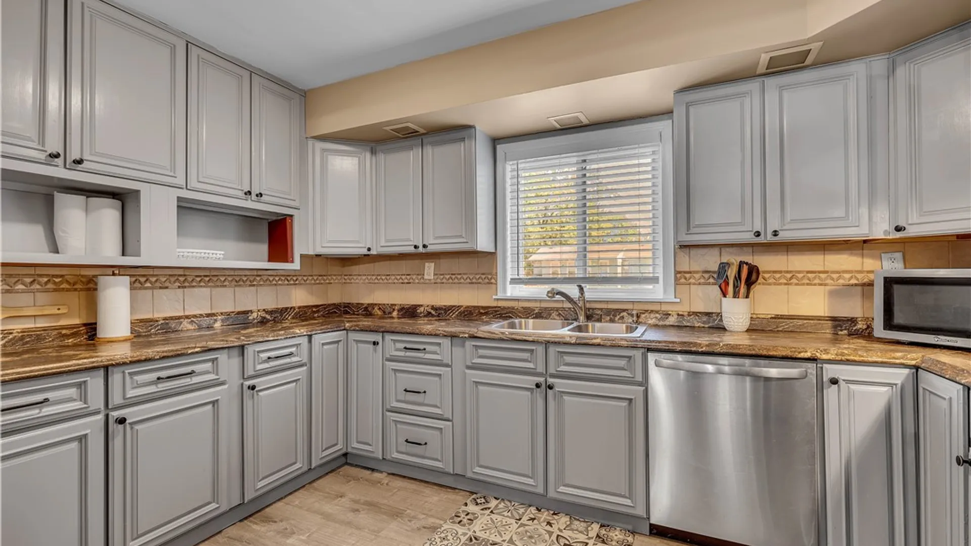 Property at 655 Sandy Avenue, Evans, NY 14006 16