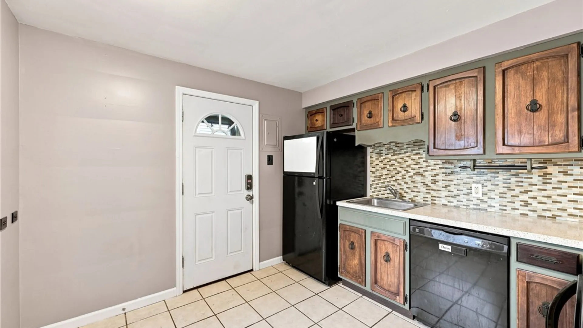 Property at 4643 Patricia Drive, Niagara Falls, NY 14305 14