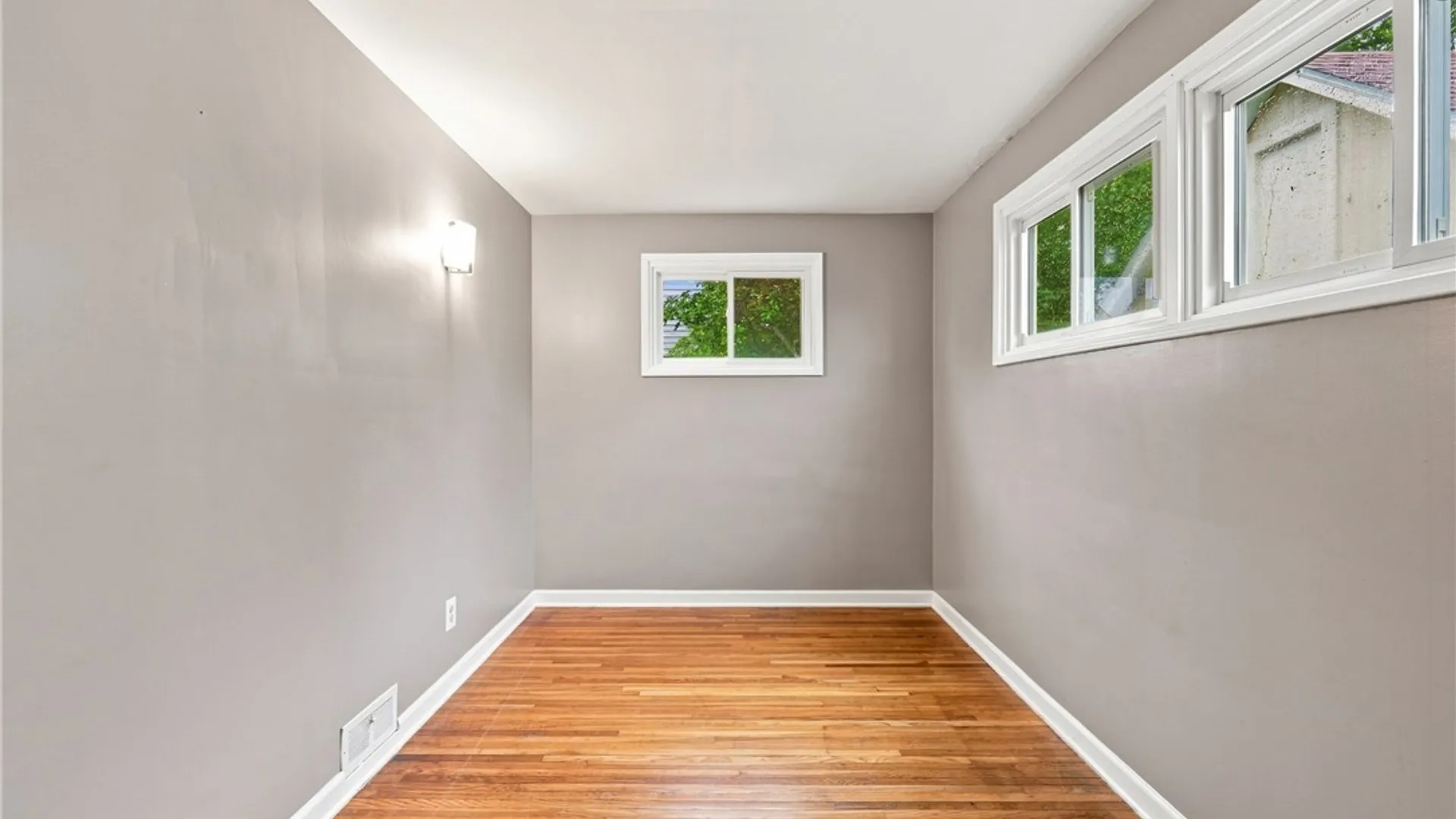 Property at 4643 Patricia Drive, Niagara Falls, NY 14305 16