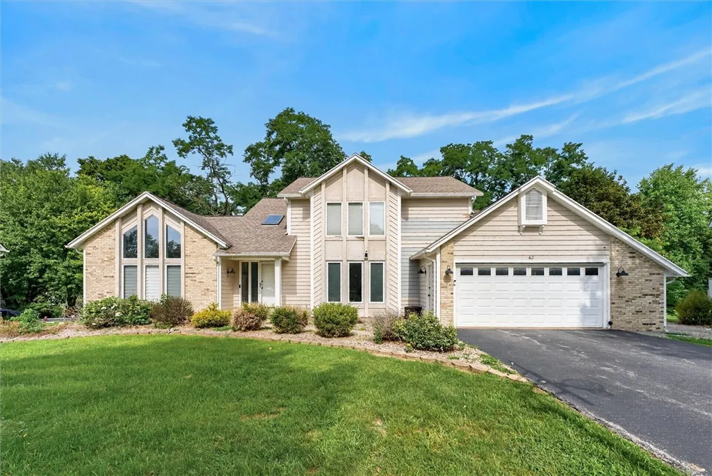 Property at 42 Pointe Vintage Dr, Greece, NY 14626