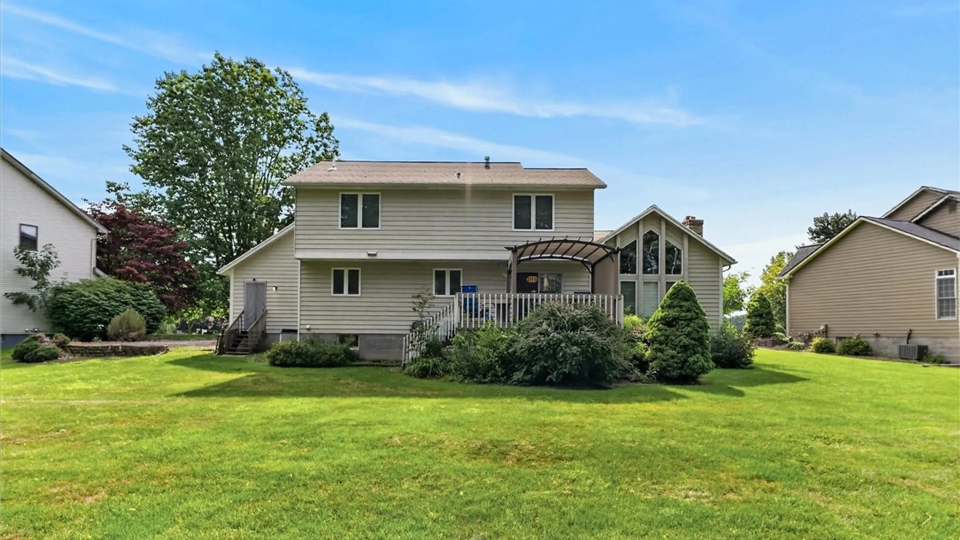 Property at 42 Pointe Vintage Dr, Greece, NY 14626 8