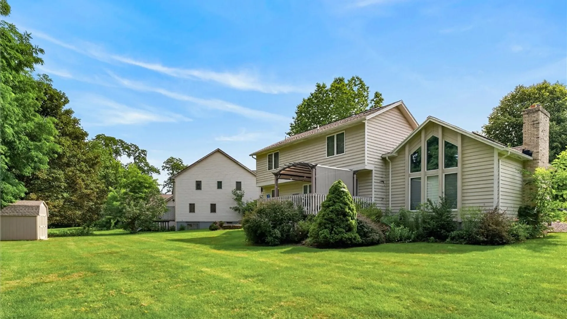 Property at 42 Pointe Vintage Dr, Greece, NY 14626 9