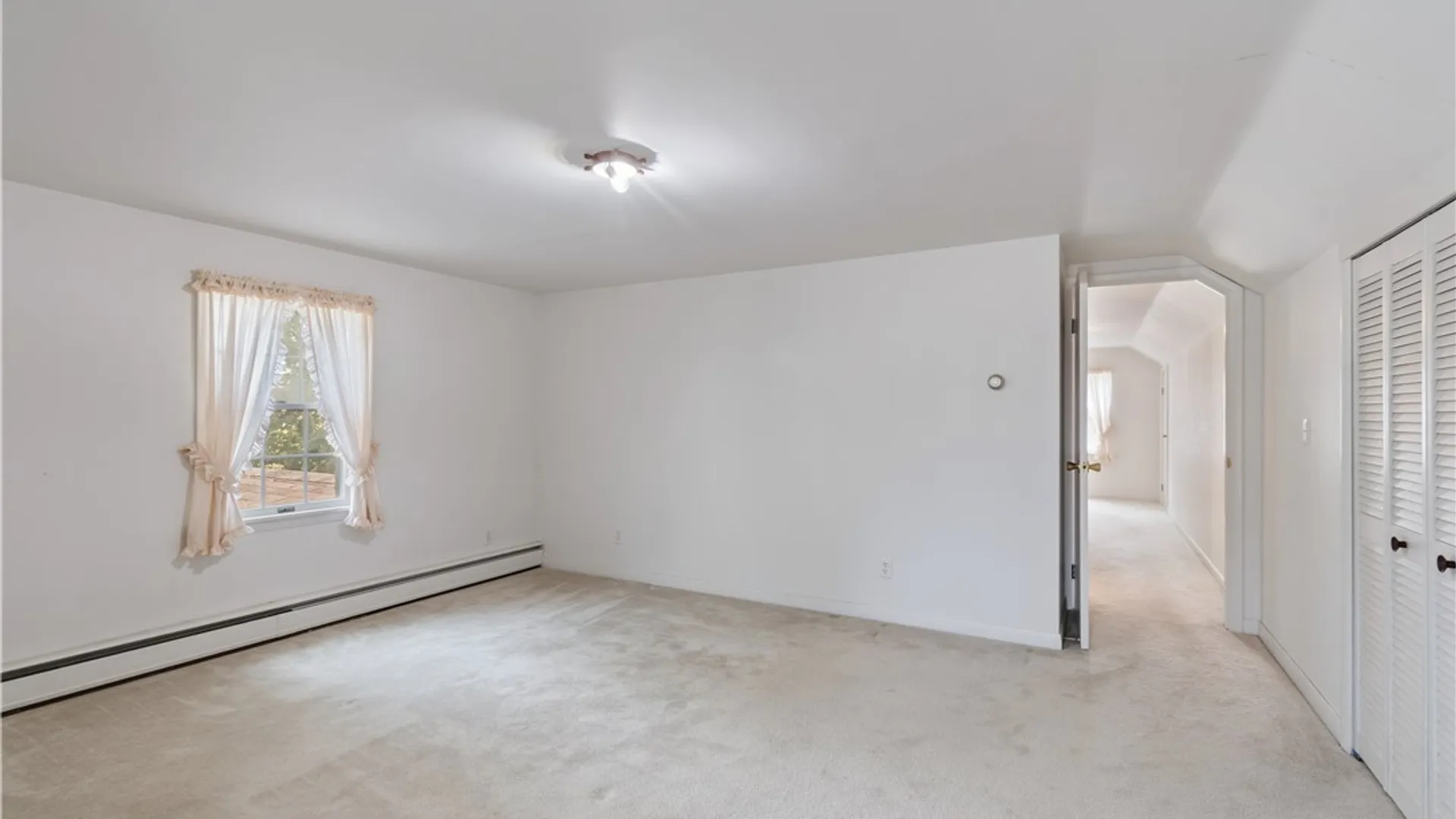 Property at 6592 Tuckahoe Road, Williamson, NY 14589 26