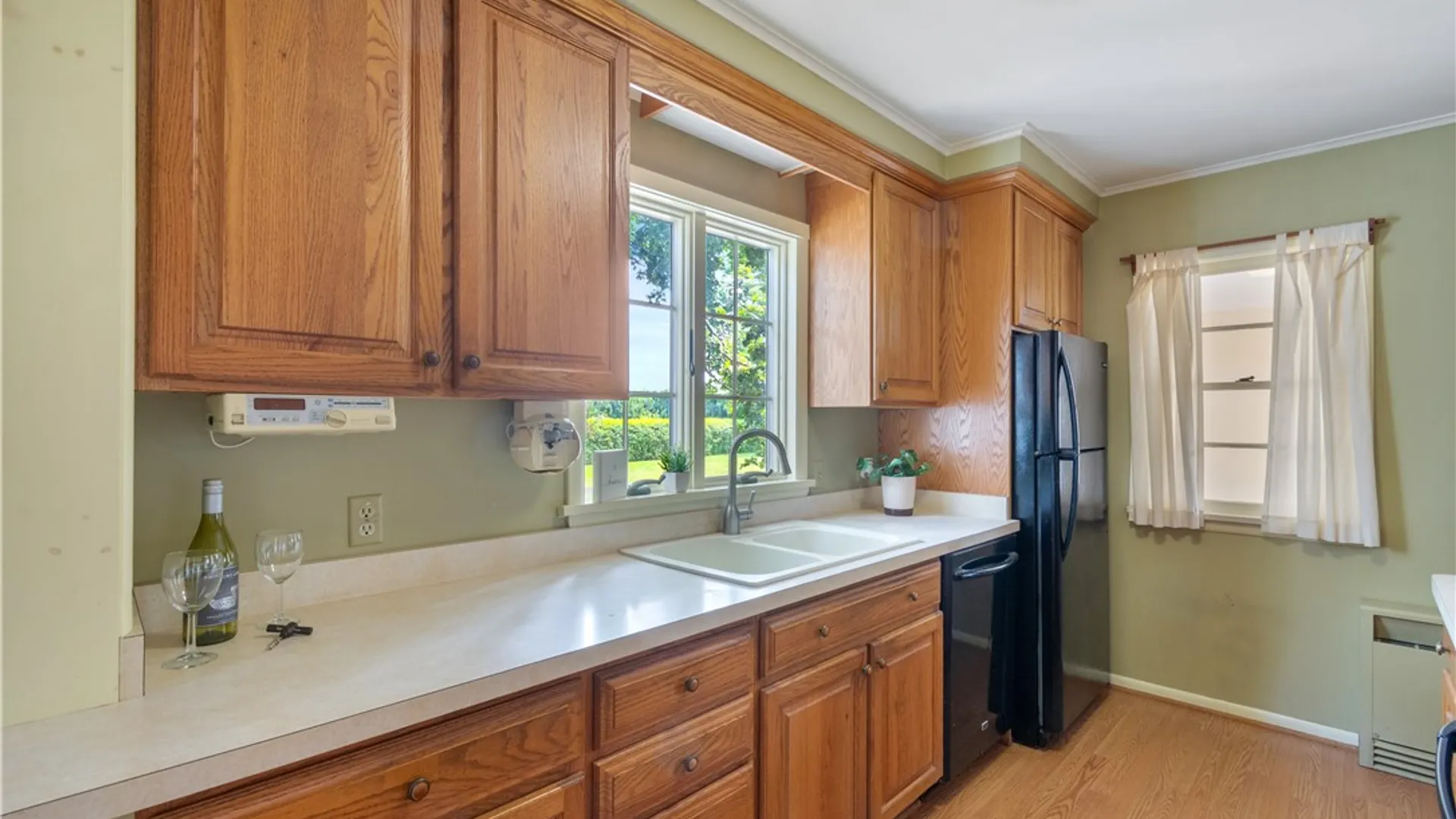 Property at 6592 Tuckahoe Road, Williamson, NY 14589 9