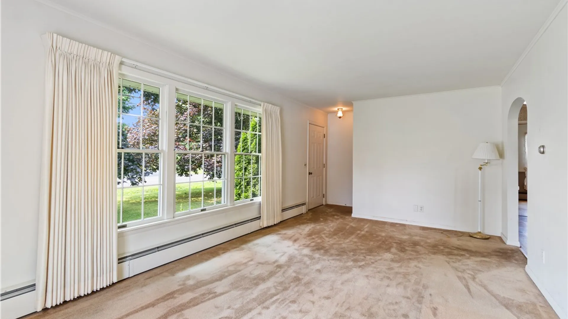 Property at 6592 Tuckahoe Road, Williamson, NY 14589 17