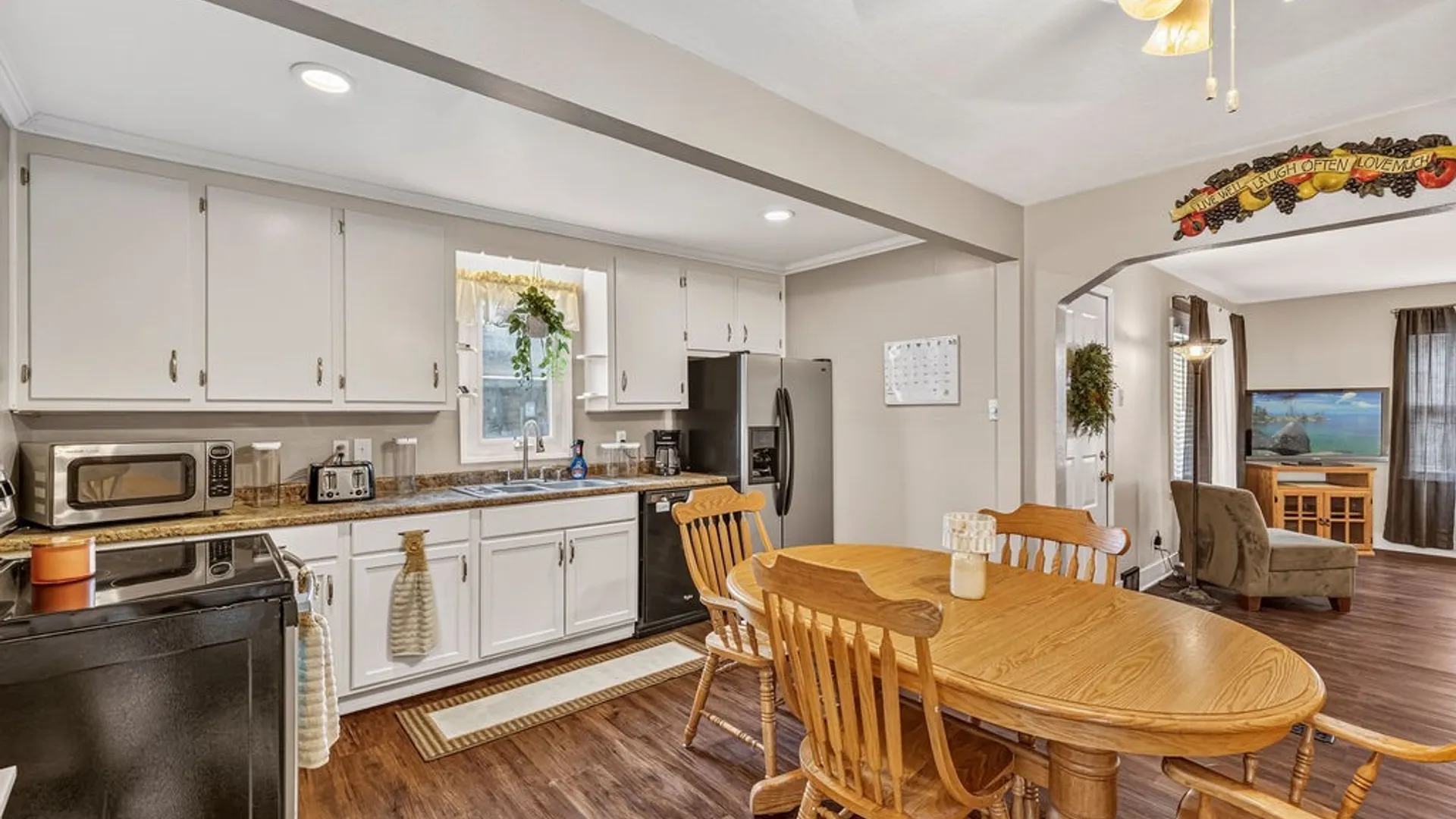 Property at 554 79th Street, Niagara Falls, NY 14304 8
