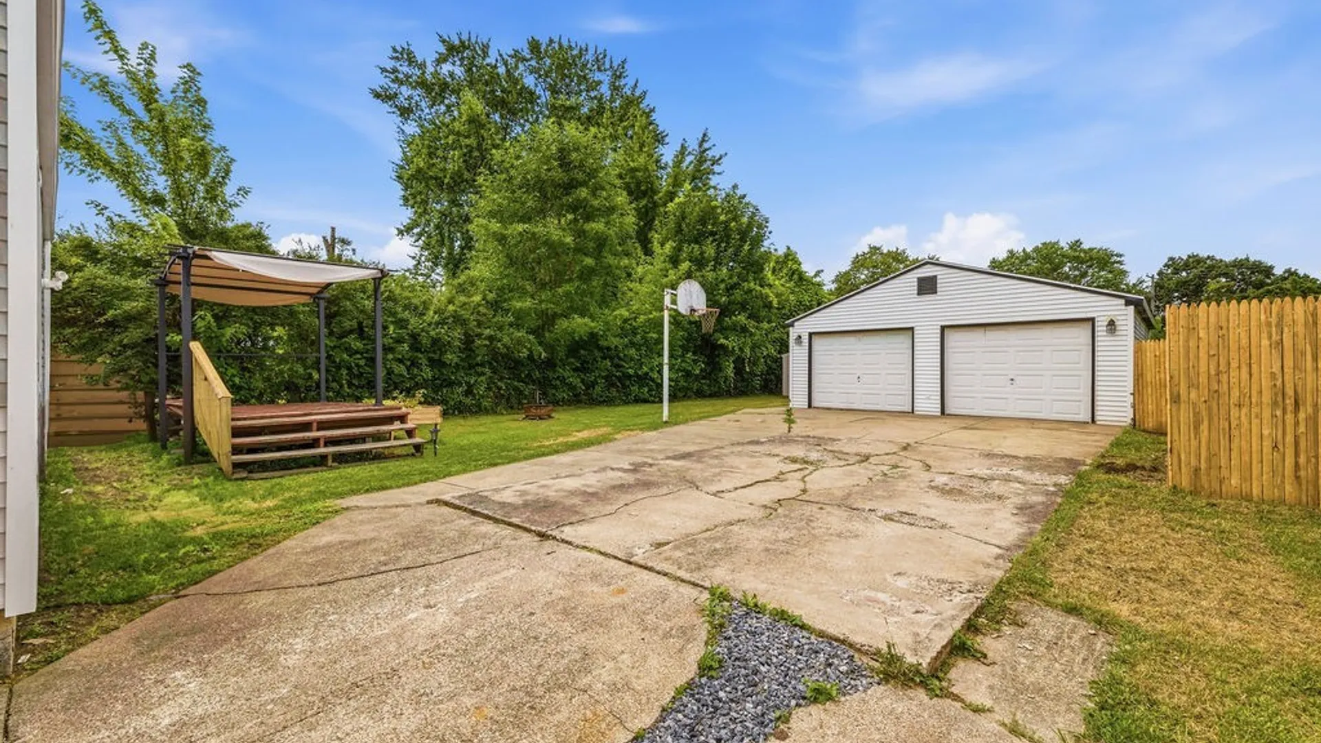 Property at 554 79th Street, Niagara Falls, NY 14304 4