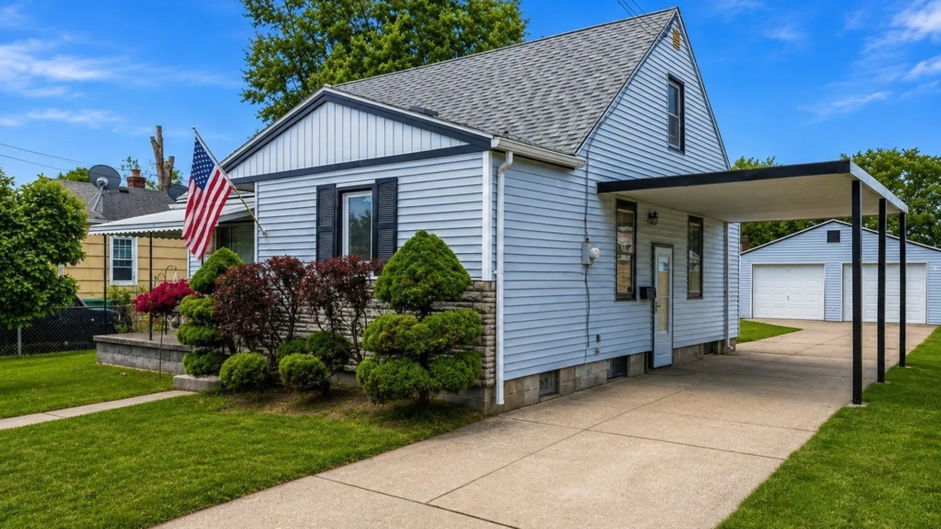 Property at 554 79th Street, Niagara Falls, NY 14304 3