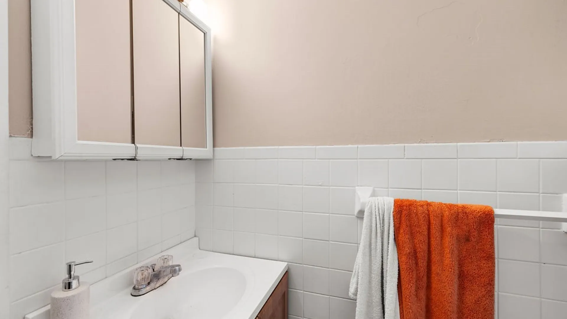 Property at 3924 Bell Street, Niagara Falls, NY 14305 8