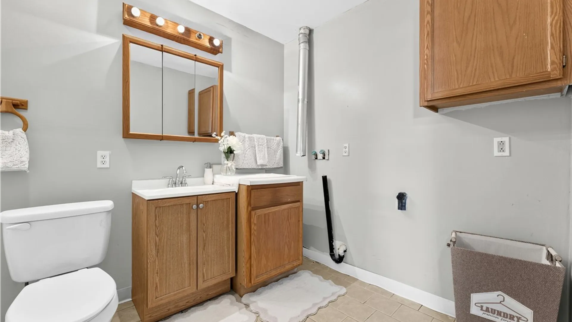 Property at 7939 Rinaldo Boulevard, Cicero, NY 13030 15