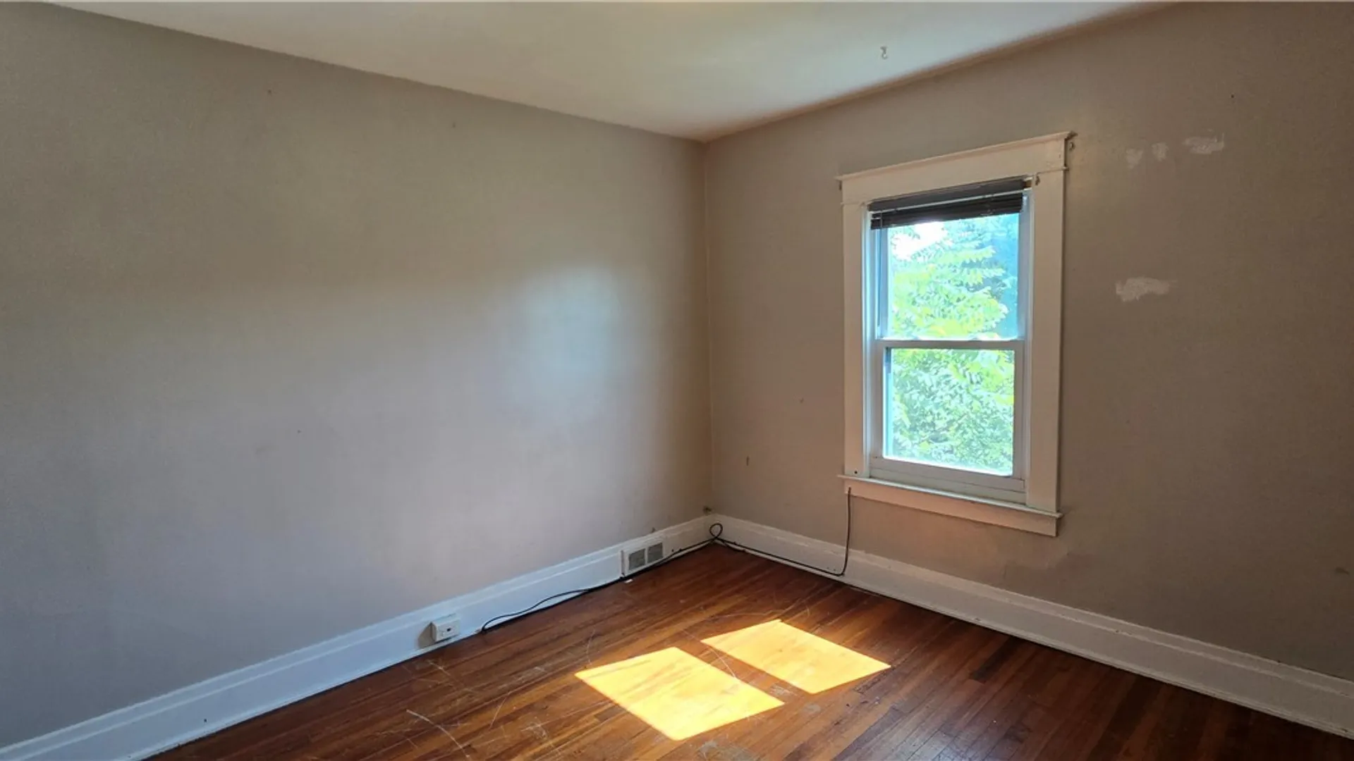 Property at 515 29th Street, Niagara Falls, NY 14301 14