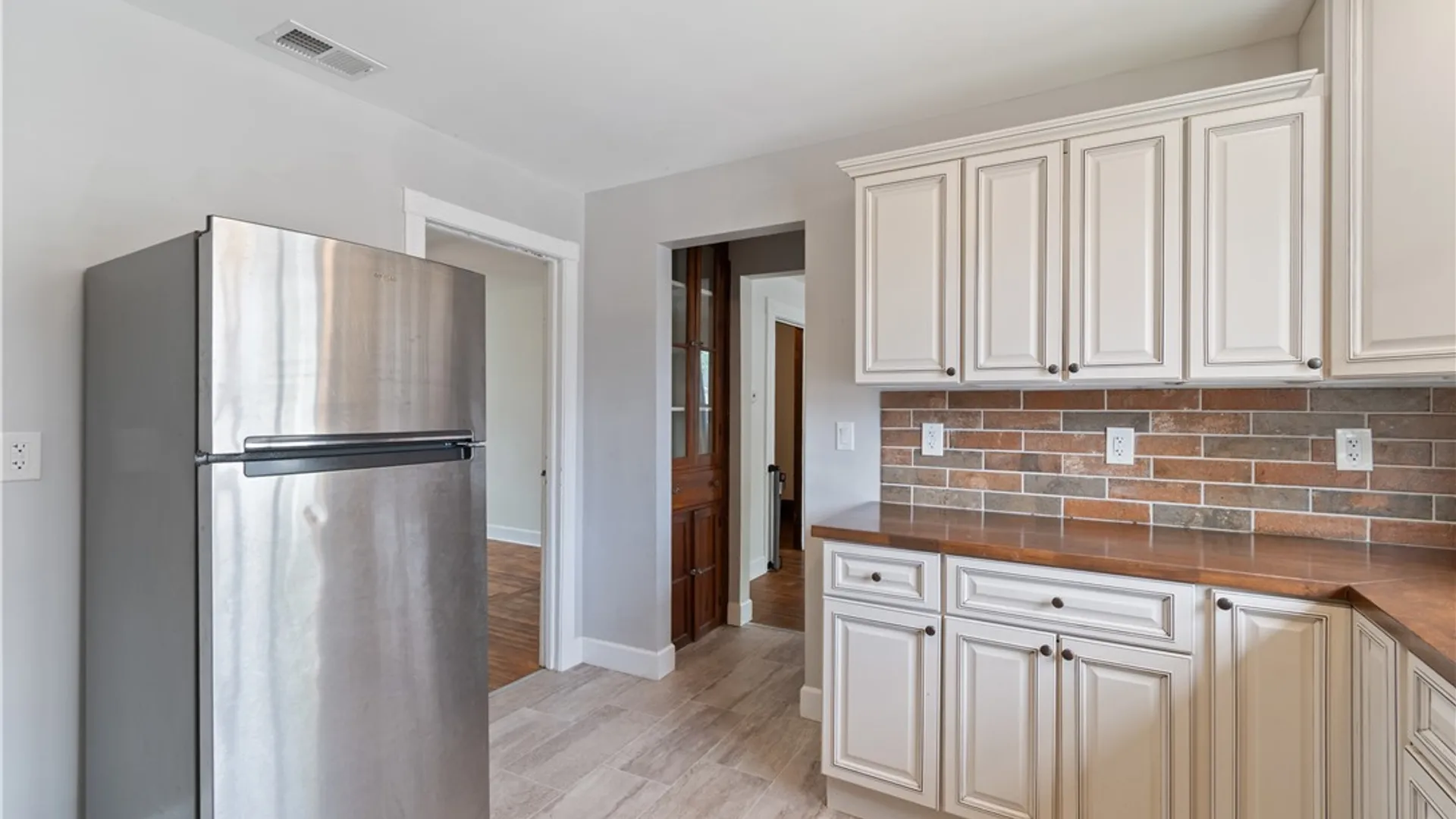 Property at 92 South Avenue, Webster, NY 14580 24