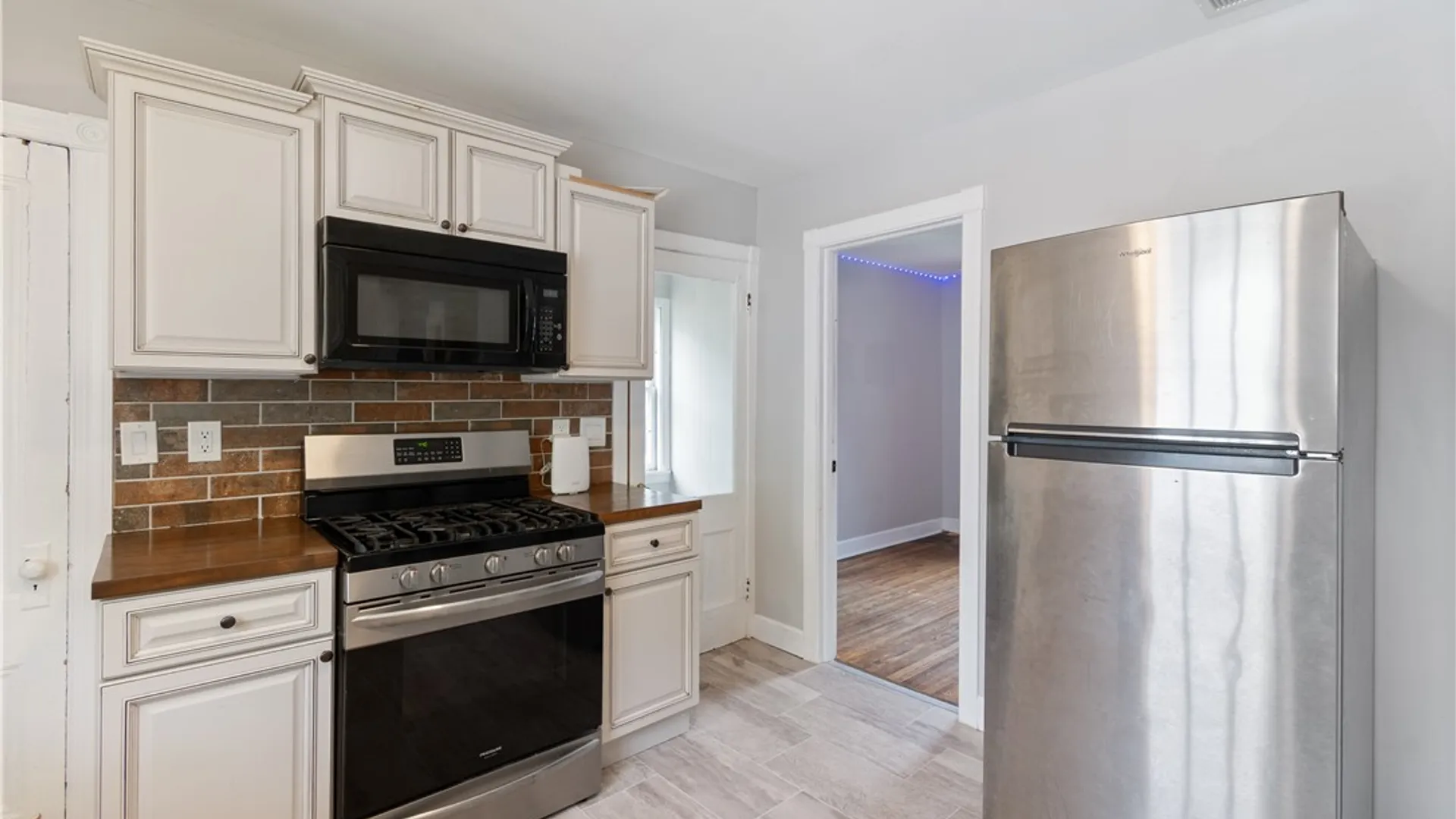 Property at 92 South Avenue, Webster, NY 14580 25