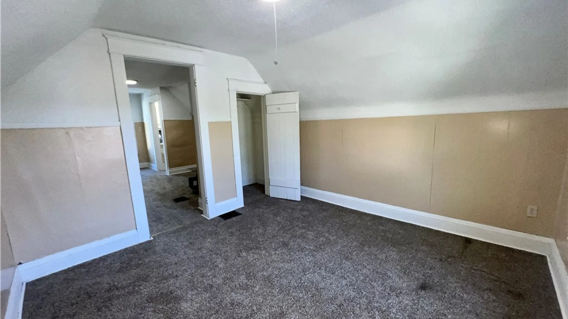 Property at 1611 Linwood Avenue, Niagara Falls, NY 14305 13