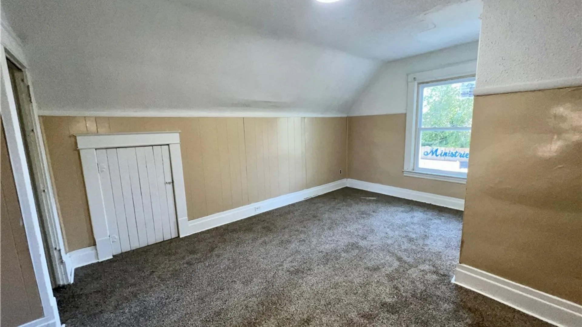 Property at 1611 Linwood Avenue, Niagara Falls, NY 14305 16