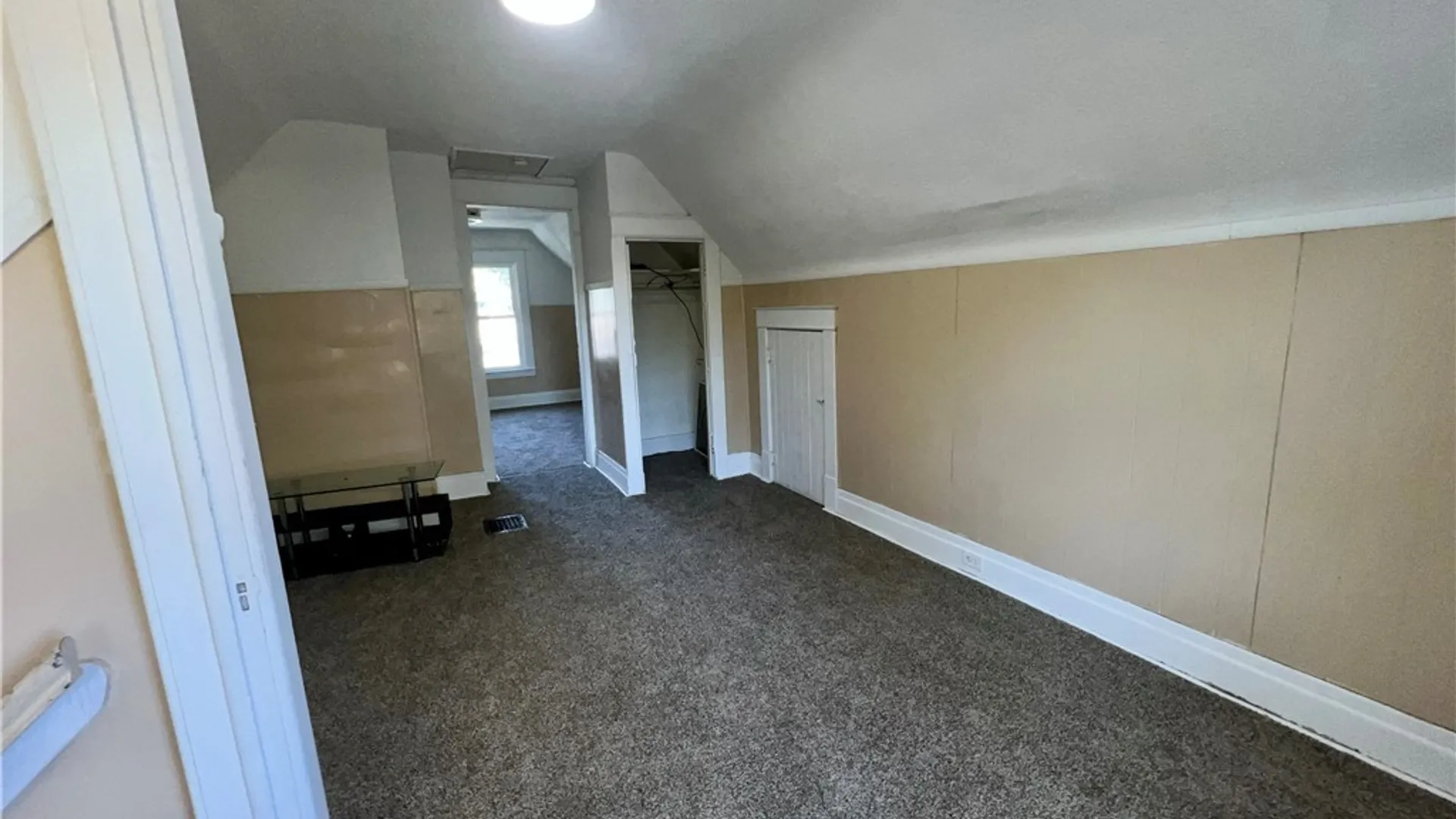 Property at 1611 Linwood Avenue, Niagara Falls, NY 14305 18