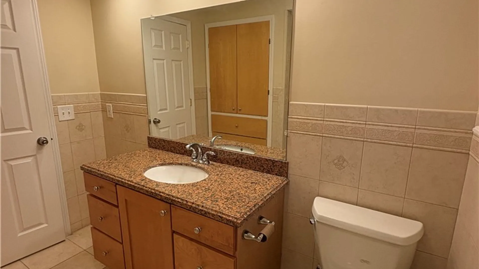 Property at 215 Locksley Road, Syracuse, NY 13224 15