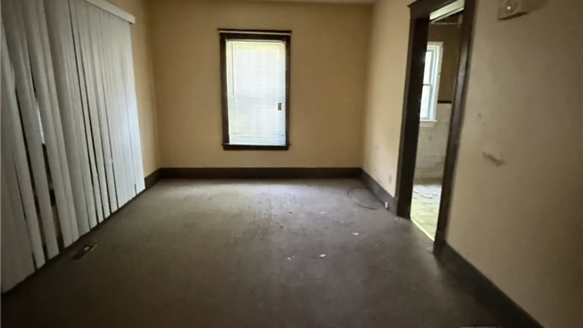 Property at 1600 Cleveland Avenue, Niagara Falls, NY 14305 14