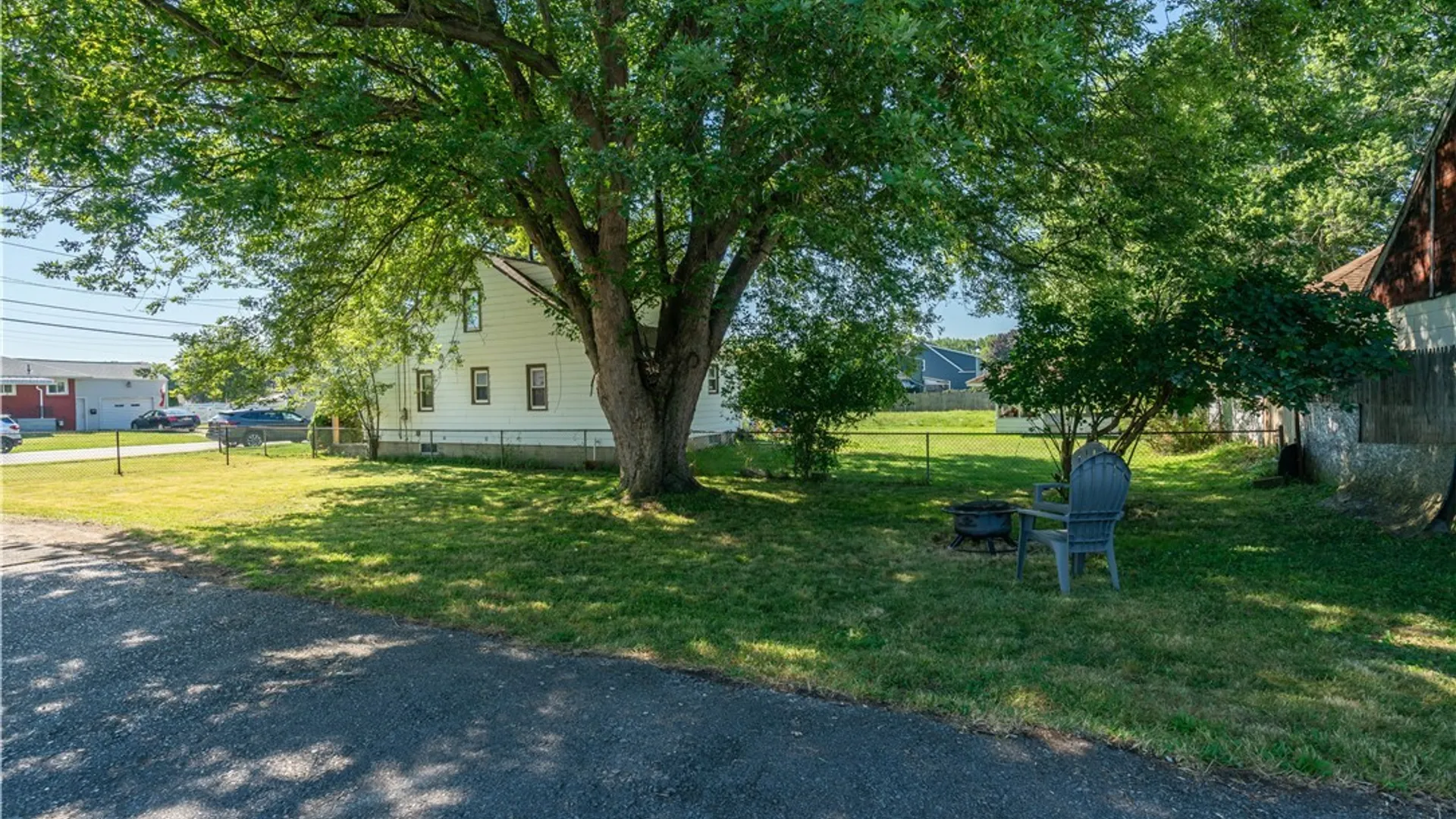 Property at 86 Fernwood Avenue, West Seneca, NY 14206 28