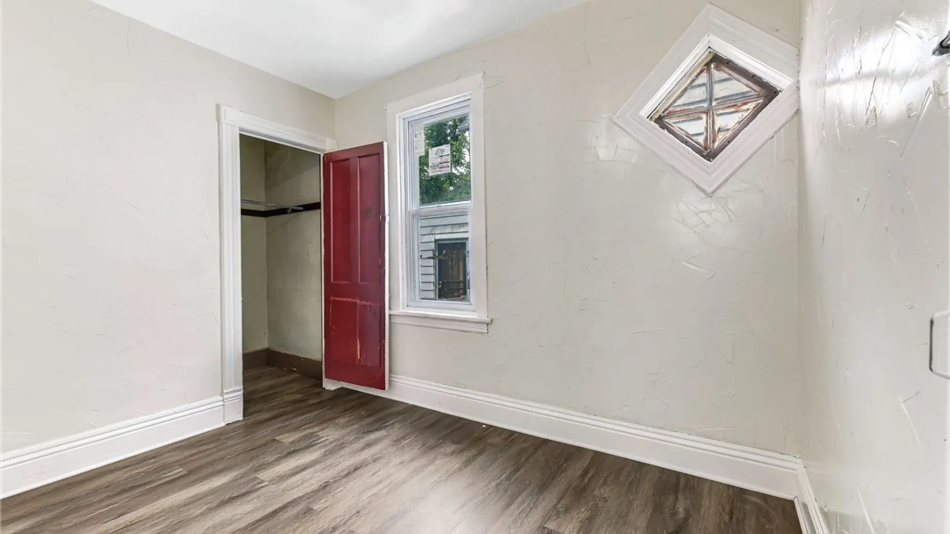 Property at 76 Chester Street, Buffalo, NY 14208 10