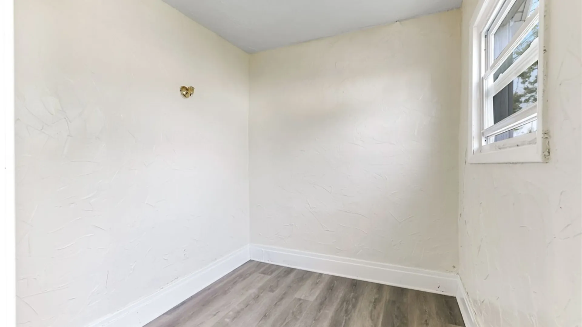 Property at 76 Chester Street, Buffalo, NY 14208 12