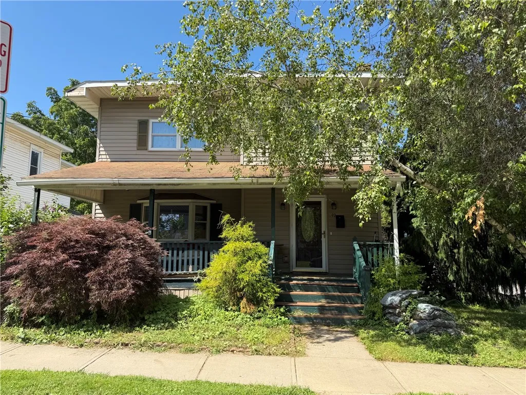 Property at 49 Park Avenue, Auburn, NY 13021