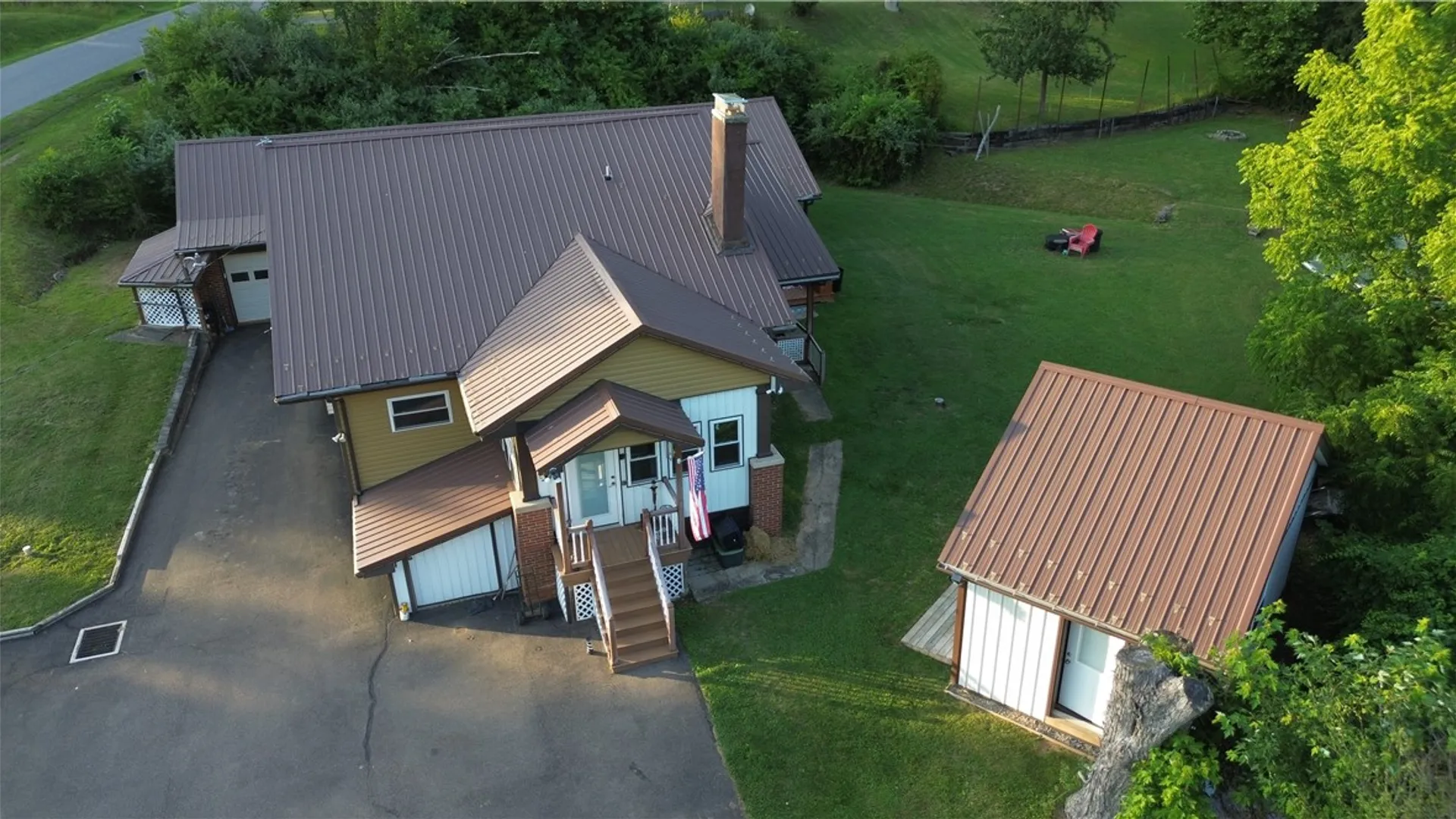 Property at 90 Crestline Road, Grove Twp, PA 15861 3