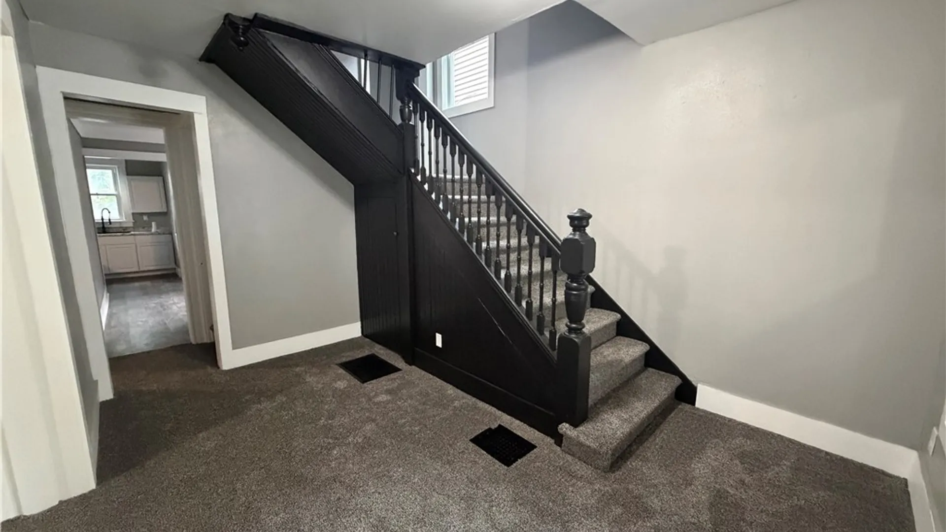 Property at 46 Glendale Park, Rochester, NY 14613 5