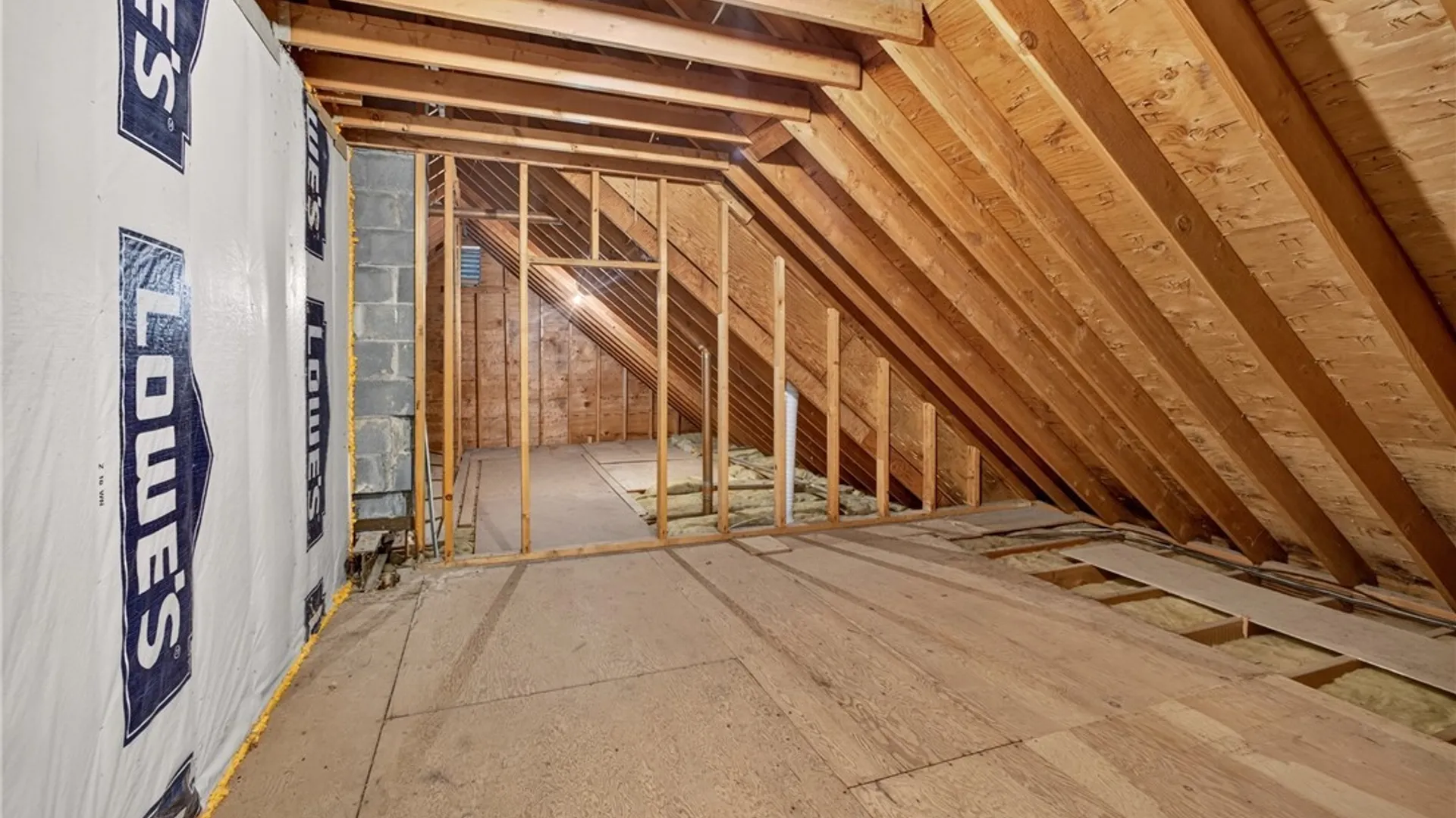 Property at 6981 Colonial Drive, DeWitt, NY 13066 32