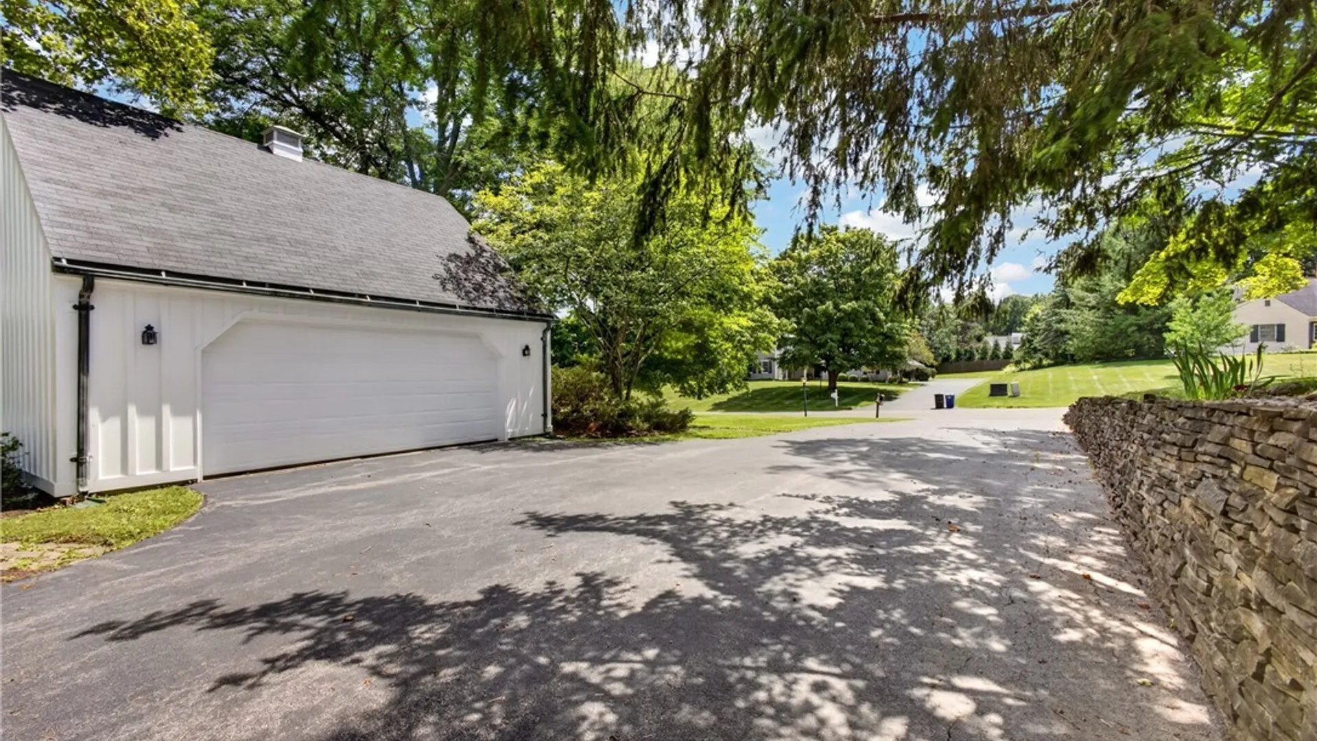 Property at 6981 Colonial Drive, DeWitt, NY 13066 38