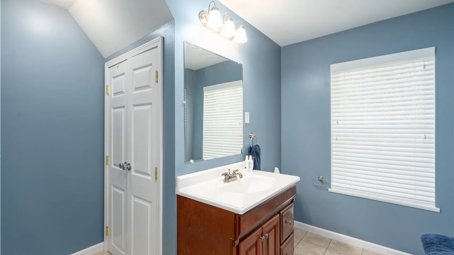 Property at 4027 Graywood, Livonia, NY 14454 14